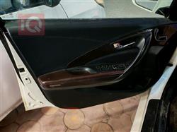 هیوندای ازێرا